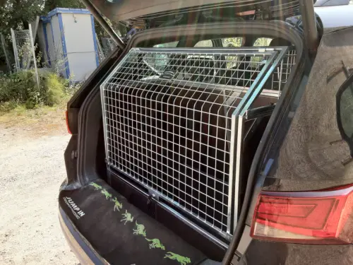 Cage/box/séparations de coffre sur mesure à Ecublens