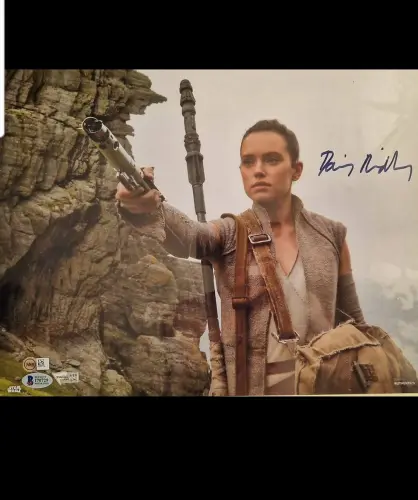 Autographe Daisy Ridley STAR WARS : le réveil de la force à Sembrancher