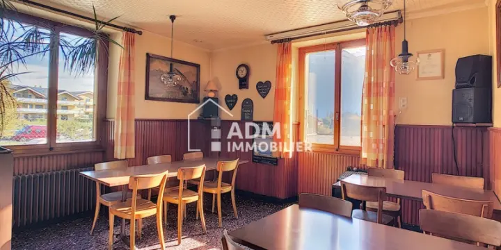 Leytron, bâtiment historique "Le Relais d'Ovronnaz"