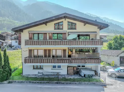 Maison de deux appartements à 2 minutes des remontées mécaniques à Montagnier (Le Châble VS)