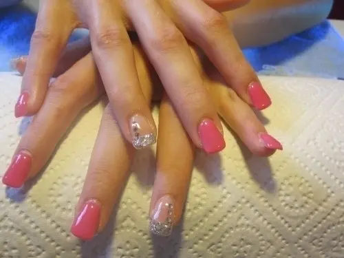 katie ongles styliste ongulaire à Vuarmarens