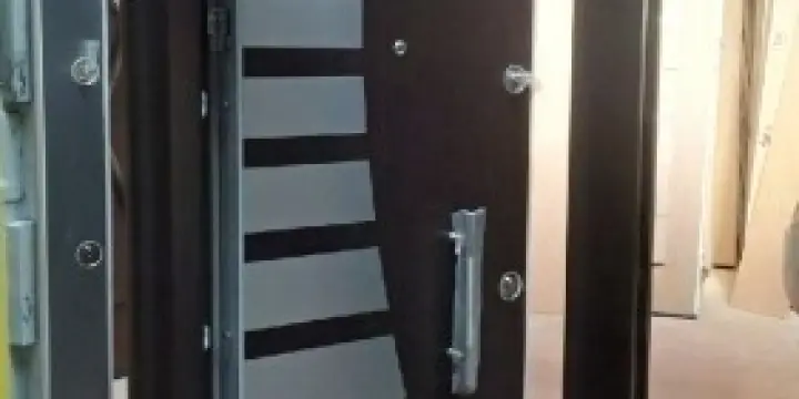 Porte d'entree Blindée/ Anti-effraction