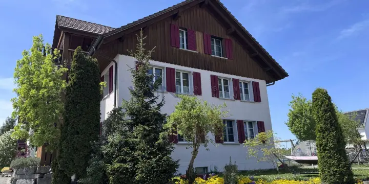 Ruhiger Wohntraum mitten im Grünen