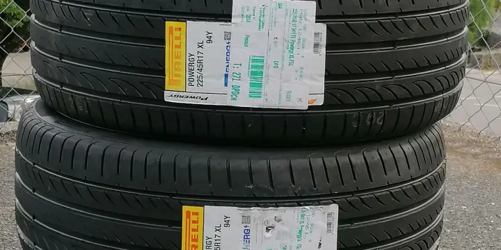 Pneus 17 pouces