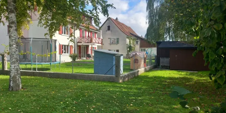 Duplex de 5,5 pièces rez-de-chaussée avec terrasse