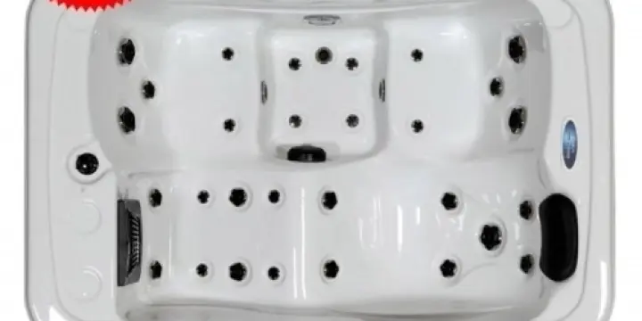 Spa jacuzzi 3 places - Ibis - en stock