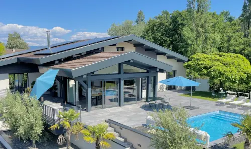 France Voisine, Appartement-Villa d’EXCEPTION, 8 pièces-265m2 avec PISCINE et terrain à Anthy-sur-Léman