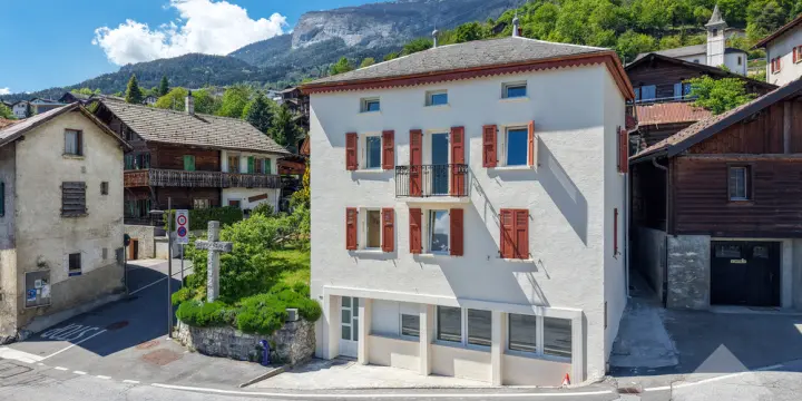 Immeuble de rendement de 4 appartements entièrement rénové en 2026