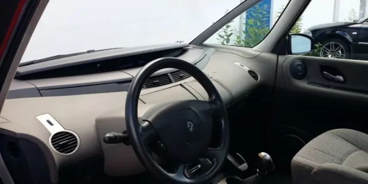 Recherche urgent uniquement en France un chauffeur