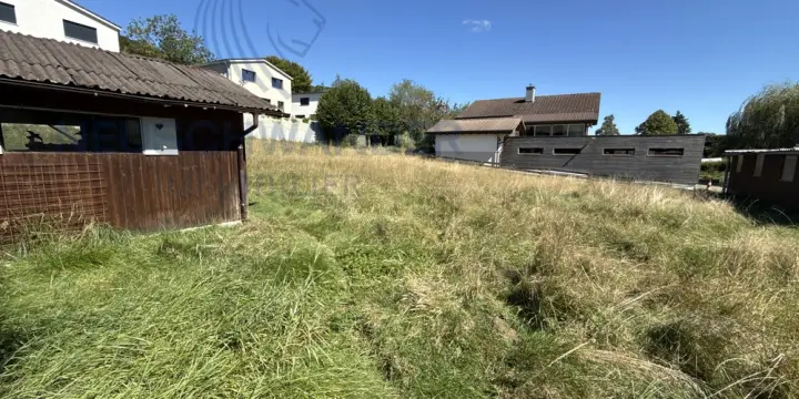 Investissez dans l'avenir - Terrain à fort potentiel