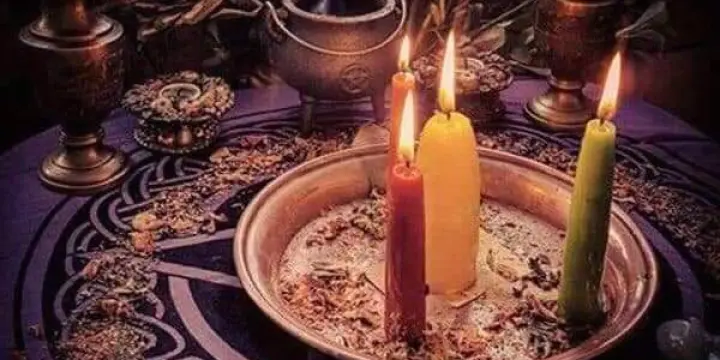 Je suis médium j'aide les gens en souffrance