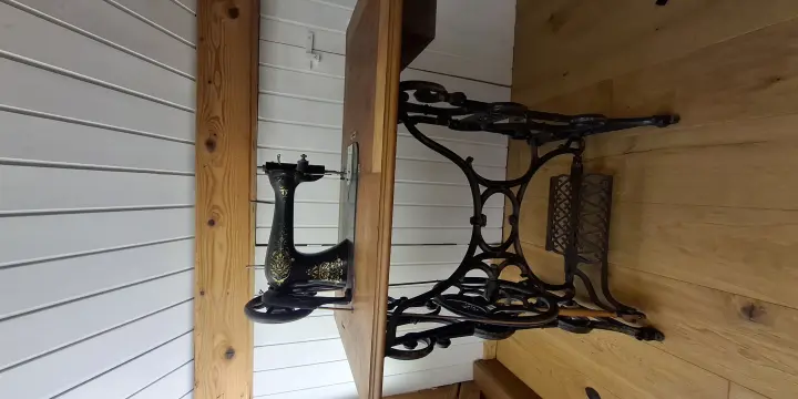 Machine à coudre ancienn