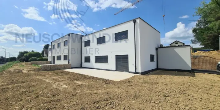 Villa mitoyenne de 5.5 pièces sur 155 m²
