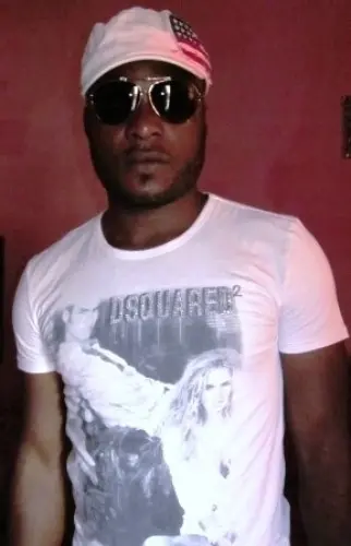 essayons voire pour notre vie à Douala
