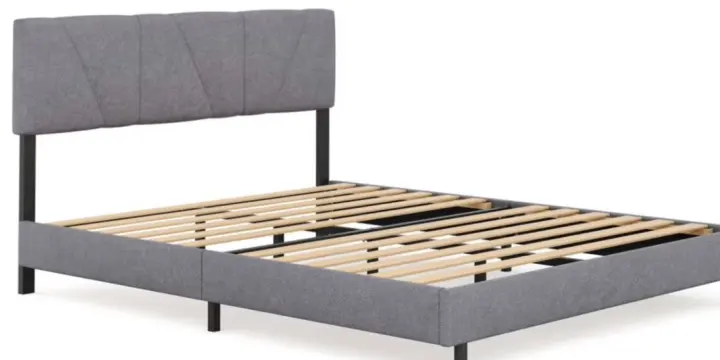 Lit 160 X 200 avec Tissu et Coton. Etat Neuf