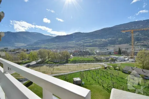 4.5 pcs avec une magnifique vue et 1 place de parc intérieure à Sion