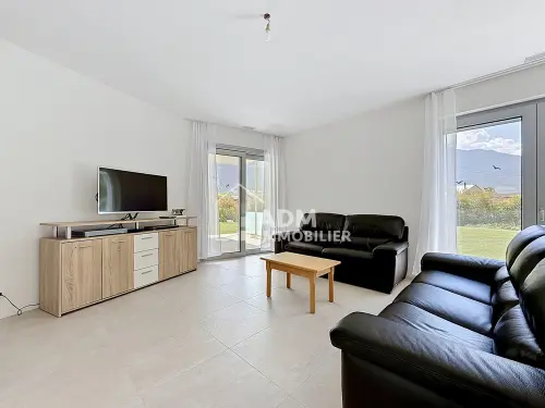 Saillon,  appartement 4.5 pièces rez avec jardin privatif de 243 m2 à Saillon