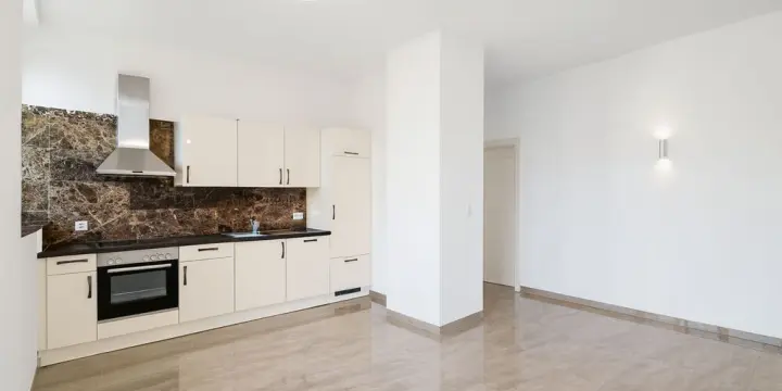 Appartement de 3 pièces entièrement rénové.