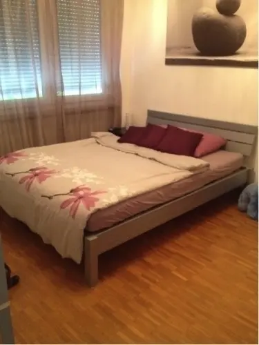 lit 140 cm + sommier à latte + matelas à lausanne