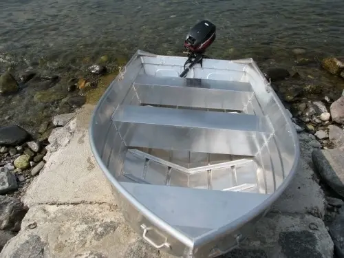 Bateaux en alluminium pour la peche à villeneuve