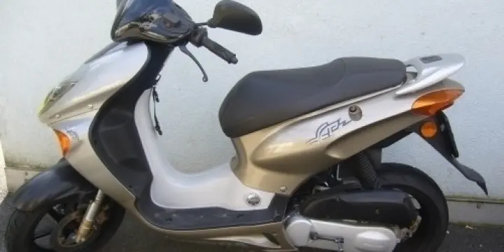 Vends Scooter Honda SZX 50