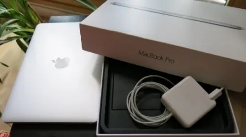 MacBook Pro Retina 13 pouces 2015 à lausanne