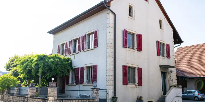 Belle maison de 6.5 pièces à Chevenez à vendre