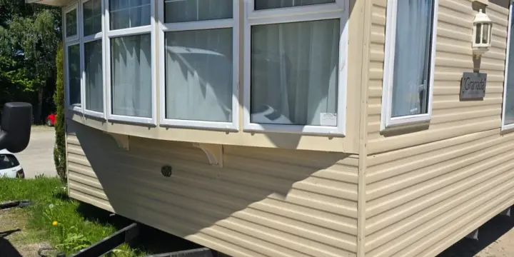 Mobil Home dans camping résidentiel