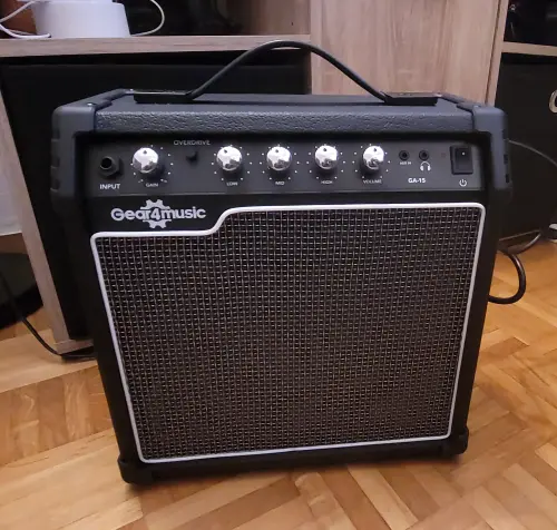 Amplificateur de guitare électrique (neuf) à Prilly