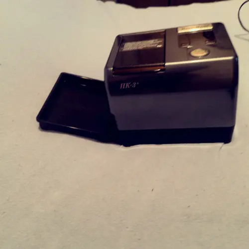 Machine à cigarettes automatique