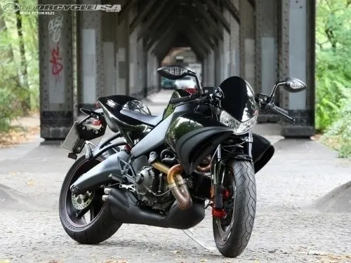 a vendre Buell 1125cr à Chatillens