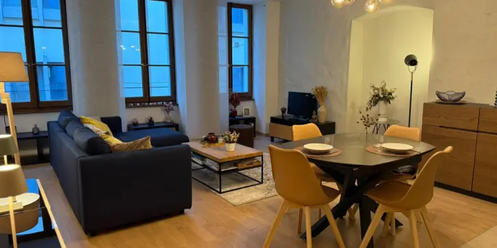 Magnifique Appartement 2,5 pièces rénové – hyper centre Lausanne