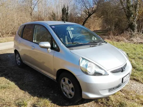 Honda Jazz 1.4 à Arnex-sur-Orbe