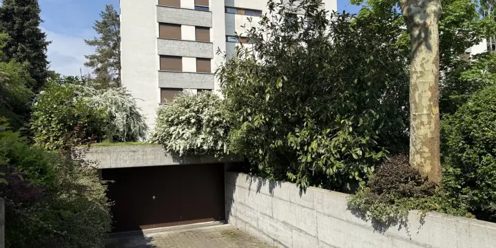 À louer dans un parking souterrain 1 place de parc à Delémont