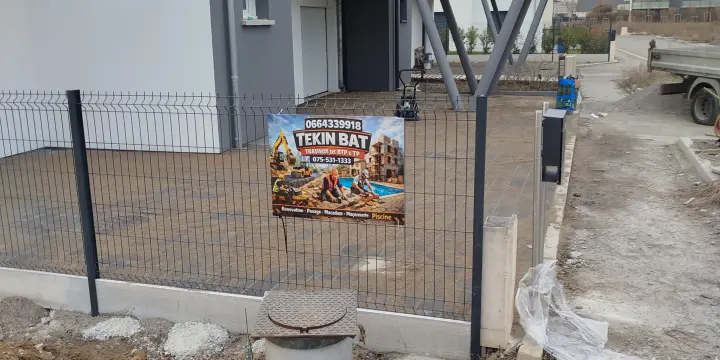 Tekin Bat Piscines, murs de jardin, pavés, rénovation de murs, garages, travaux de maison et de jard
