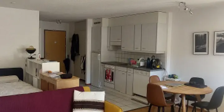 Reprise de bail studio centre ville Neuchâtel