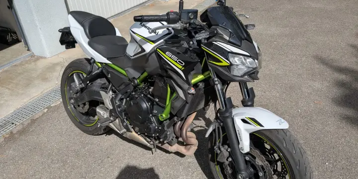 Kawazaki Z650 2020 - 20.000Km parfait état