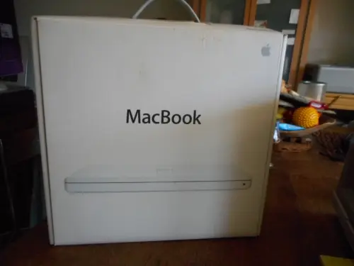 MacBook Intel Core Duo 2006 (T2400) à Monthey