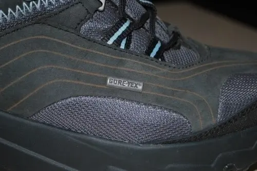 MBT Gore-tex health shoes à Vevey