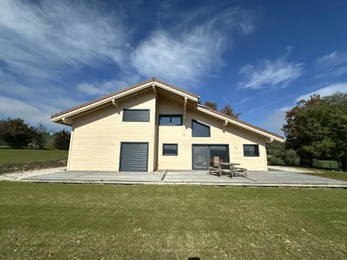 Châlet d'exception de 4.5 pièces à vendre à Montancy à Montancy