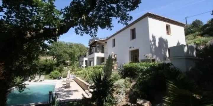 Magnifique bastide La Garde Freinet VAR