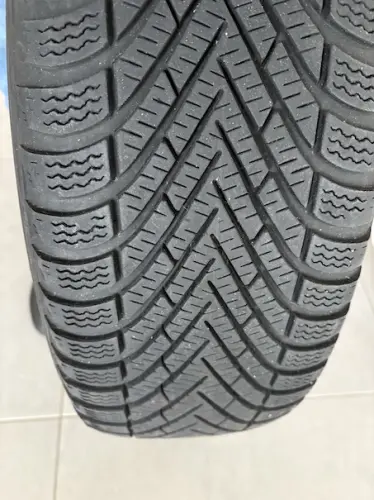 4 Roues pneus d'hiver Mazda CX-30