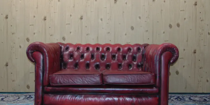 2-Sitzer Chesterfield Sofa, Vintage in braunem Leder