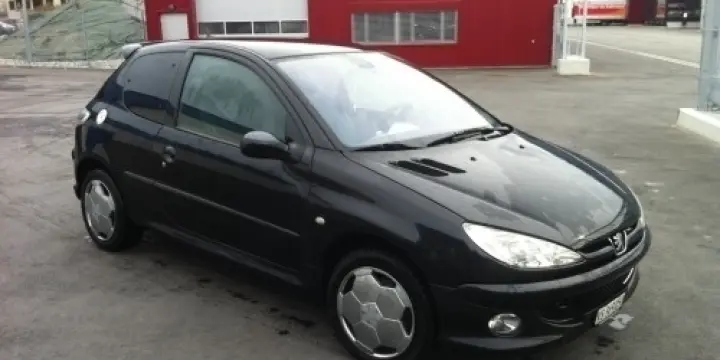 Peugeot 206 RC