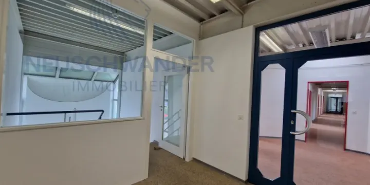 Surface commerciale sur 504 m²