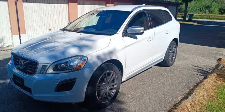 Volvo XC60 awd R-design 2.4D5