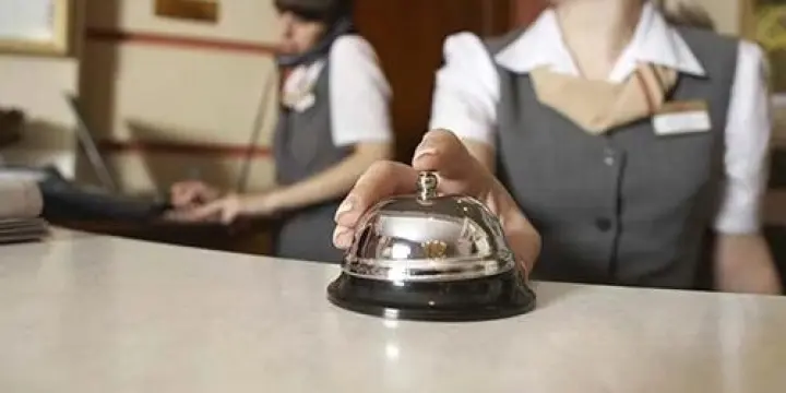 L’administrateur du petit hôtel