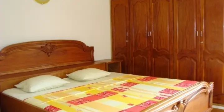 48 M carrés - APPARTEMENT 2 PIECES MEUBLE