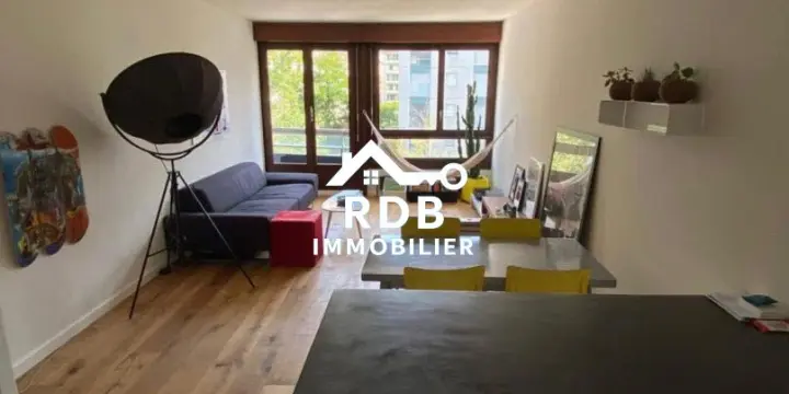 Appartement de 2,5 pièces au 2ème étage situé à Genève 1206