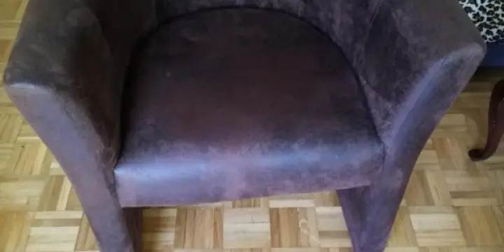 Fauteuil marron neuf